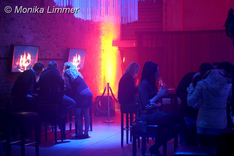 103L2817-2.jpg