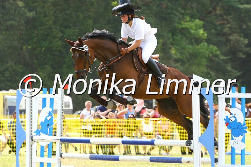 105M9497.JPG - Turnier Ebersbach am 04.-05. Juni 2011Foto von Monika Limmerwww.foto-limmer.de