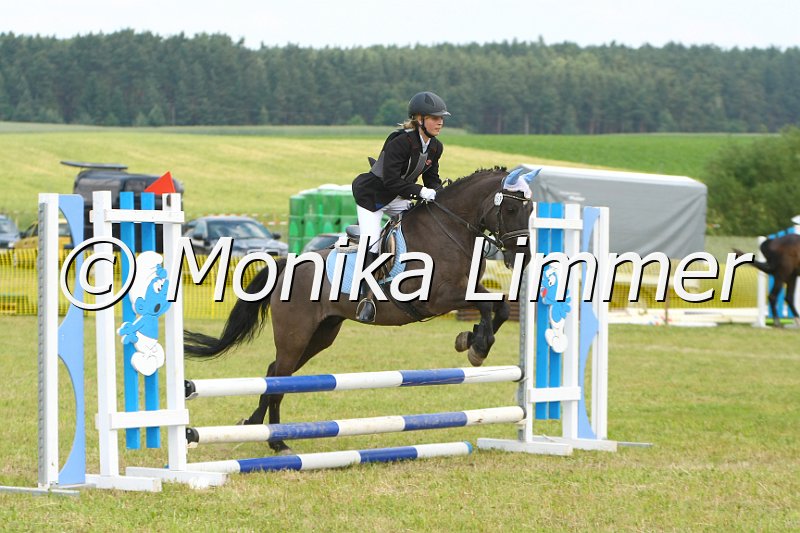 105M8914.JPG - Turnier bei Urmoneit Ebersbach am 04.-05. Juni 2011Deliah Pemsel mit GinaFoto von Monika Limmer, www.foto-limmer.de