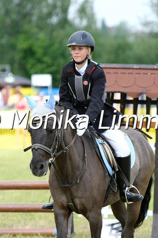 105M8951.JPG - Turnier bei Urmoneit Ebersbach am 04.-05. Juni 2011Deliah Pemsel mit GinaFoto von Monika Limmer, www.foto-limmer.de