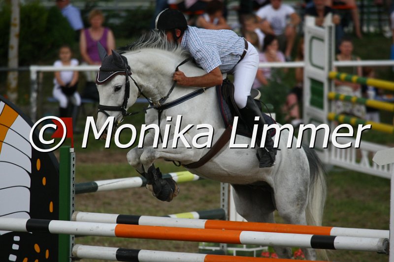 105M4484_Cimbalou_Spring_M.JPG