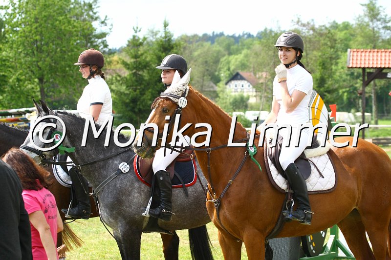 105M0735.JPG - Turnier Sonnefeld - Frankenhof am 20.05.-22.05.2011Heger Shantana Foto von Monika Limmer, www.foto-limmer.de