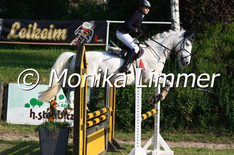 105M3079_Zitzewitsch_Spring_A.JPG