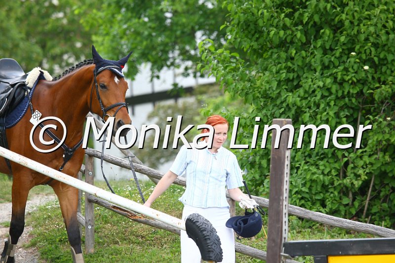 105M0531.JPG - Turnier Sonnfeld Frankenhof Mai 2011Foto von Monika Limmer, Kulmbachwww.foto-limmer.de