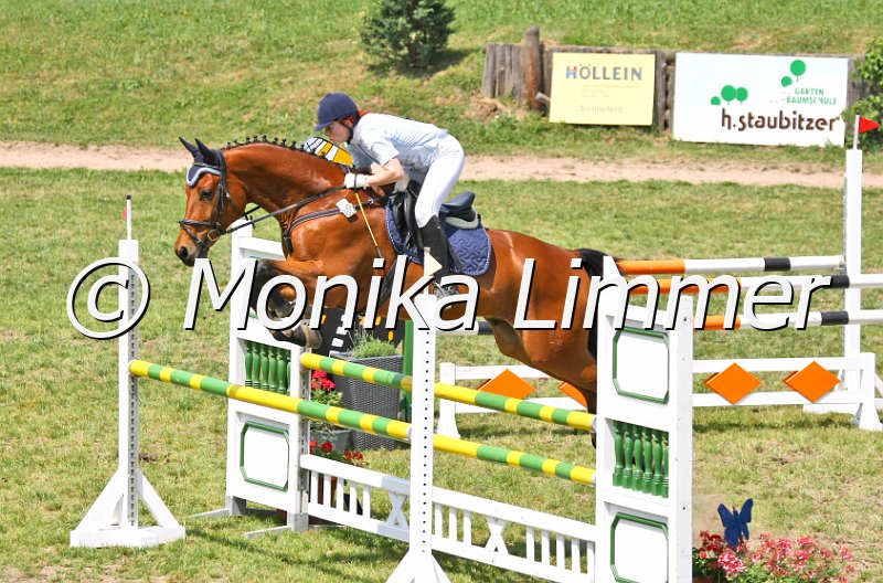 105M2253.JPG - Turnier Sonnfeld Frankenhof Mai 2011Foto von Monika Limmer, Kulmbachwww.foto-limmer.de