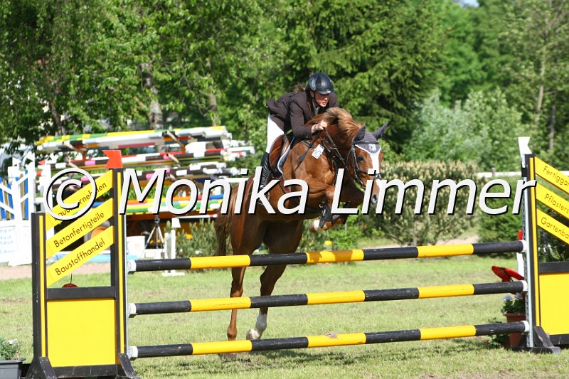 204M5077_Quinara_Spring_Axx.JPG