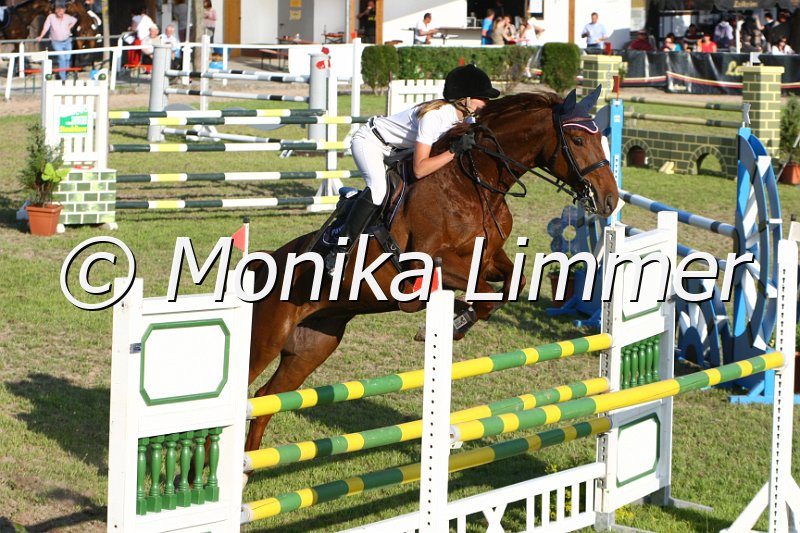 204M4749_Aimy_Spring_Mx.JPG