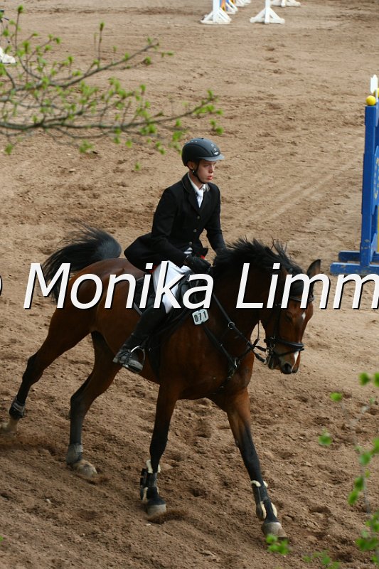 204M0820_Cleo_Spring_Mx.JPG