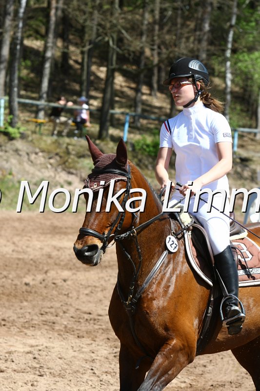 204M8431_Gluecksfee_Spring_Axx.JPG